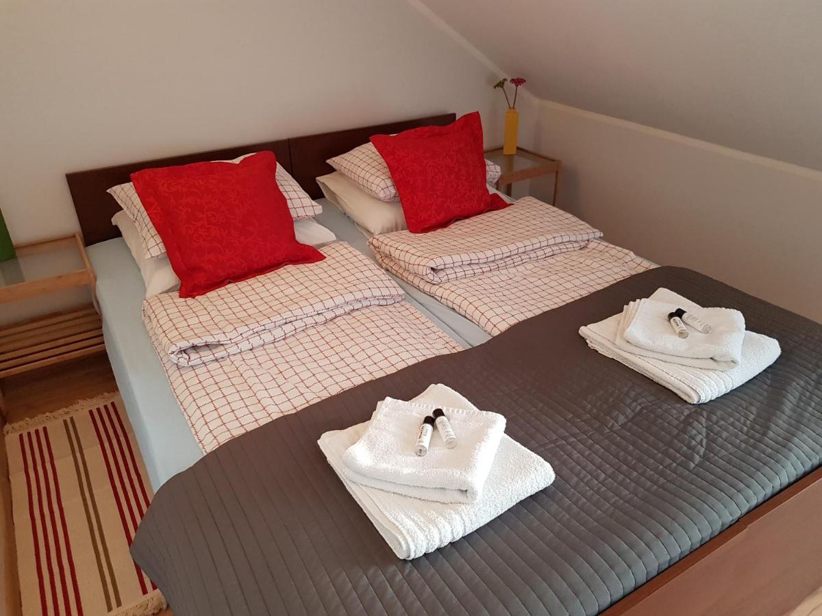 Balaton Rowy Bed & Breakfast รอวี ภายนอก รูปภาพ