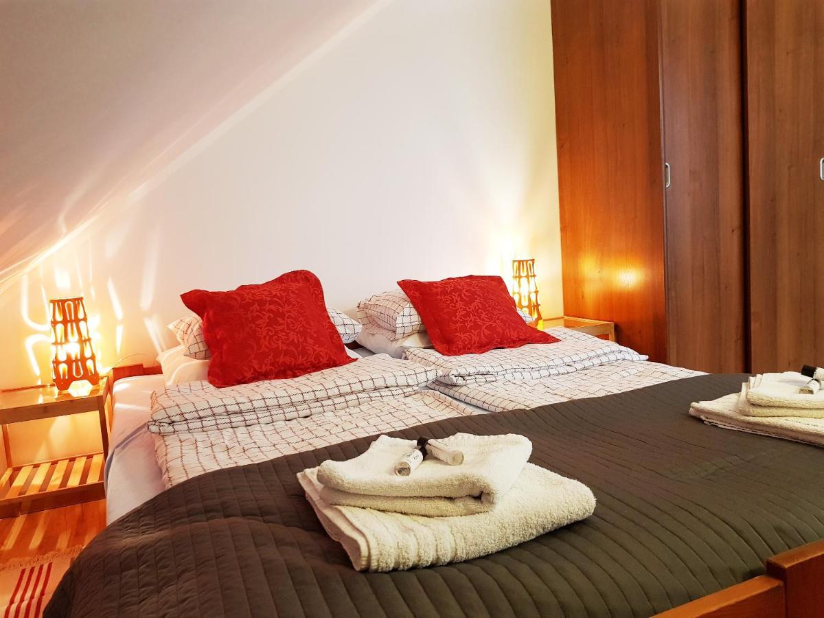 Balaton Rowy Bed & Breakfast รอวี ภายนอก รูปภาพ