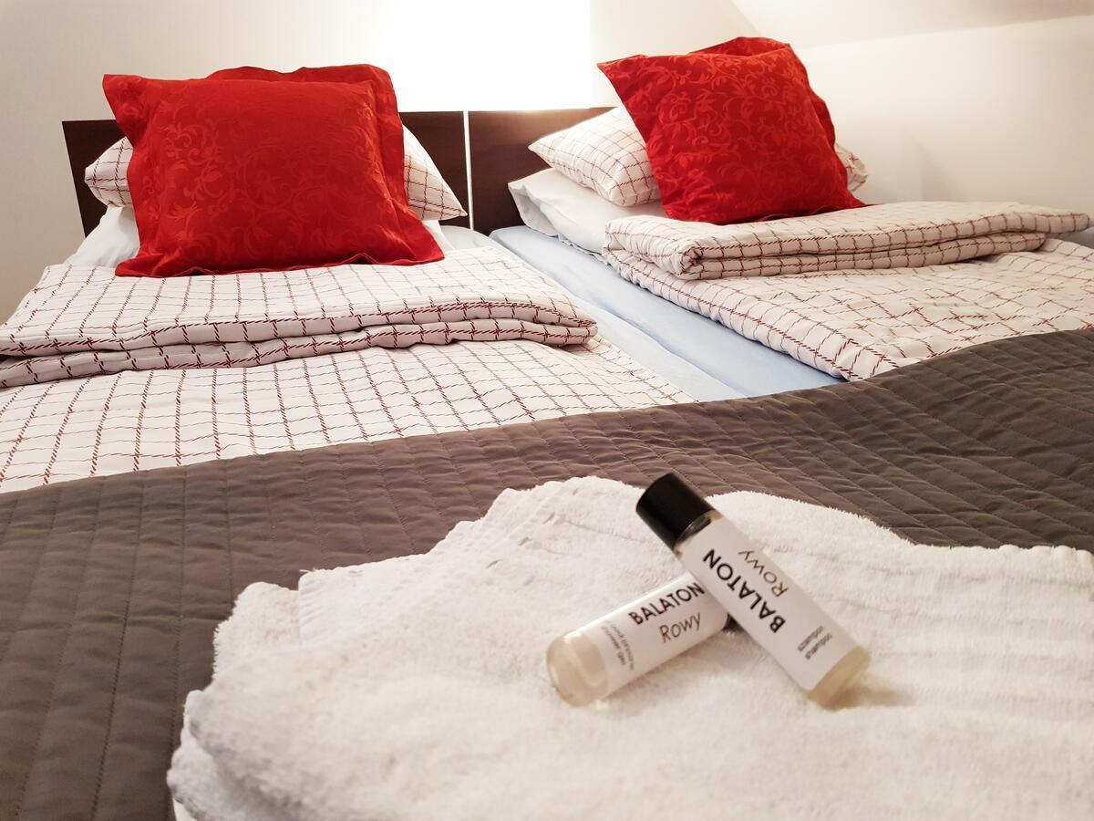 Balaton Rowy Bed & Breakfast รอวี ภายนอก รูปภาพ